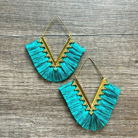 Jewelry - Boho Turquoise Gold Tassel Fringe Filigree Drop Wire Earrings